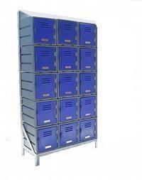 Food locker slanted on a 5 tier & 3 wide frame